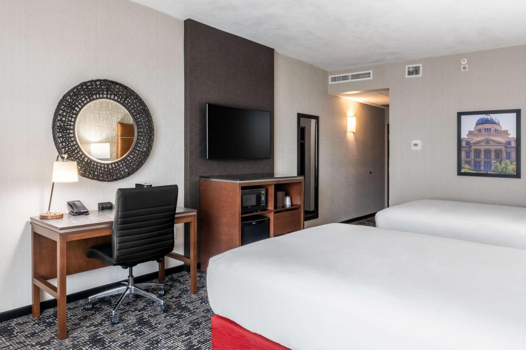 Drury Plaza Hotel 칼리지스테이션 외부 사진