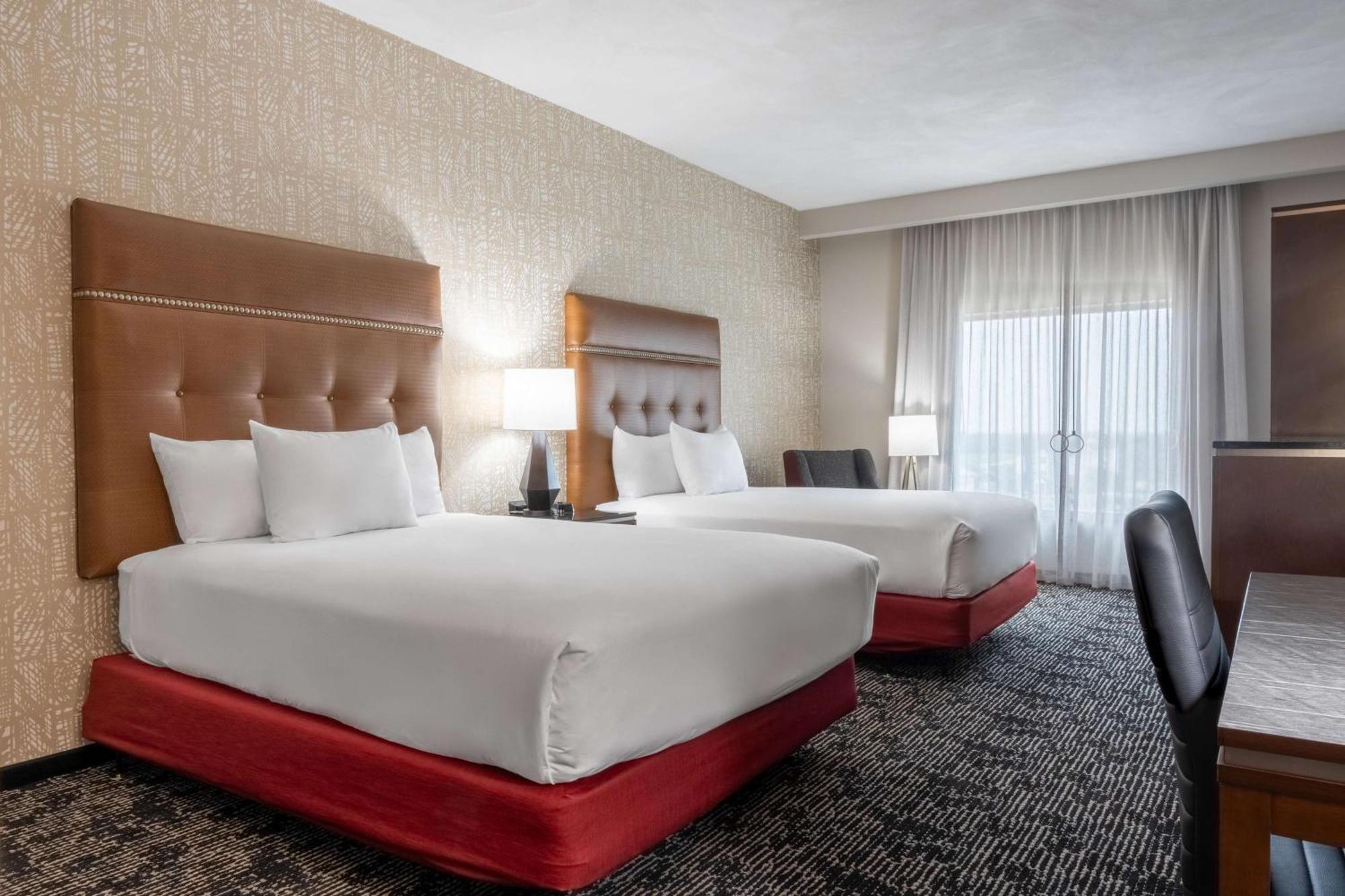 Drury Plaza Hotel 칼리지스테이션 외부 사진