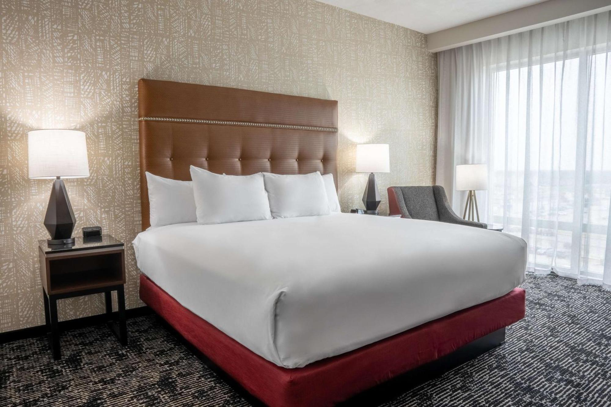 Drury Plaza Hotel 칼리지스테이션 외부 사진