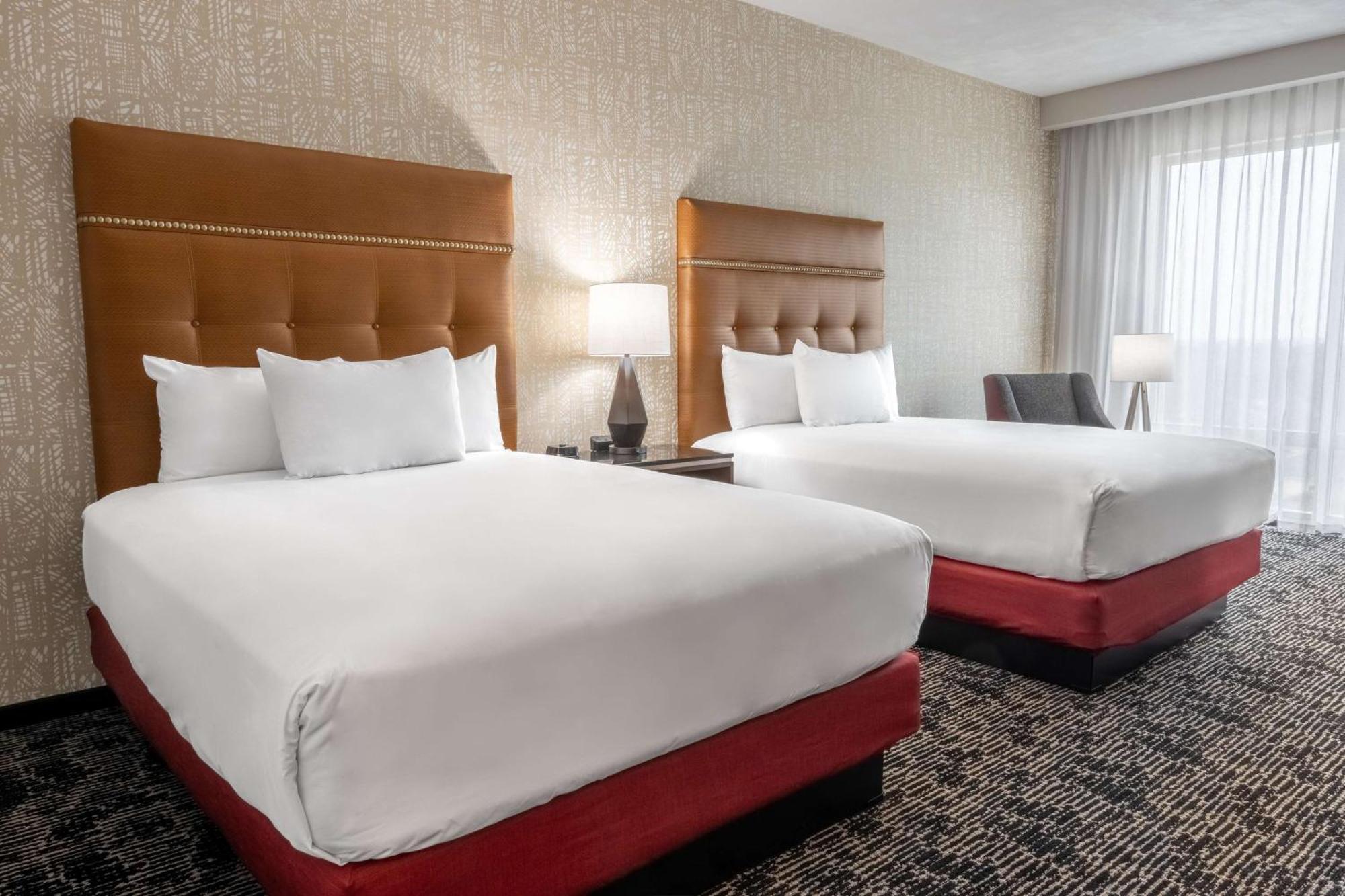 Drury Plaza Hotel 칼리지스테이션 외부 사진